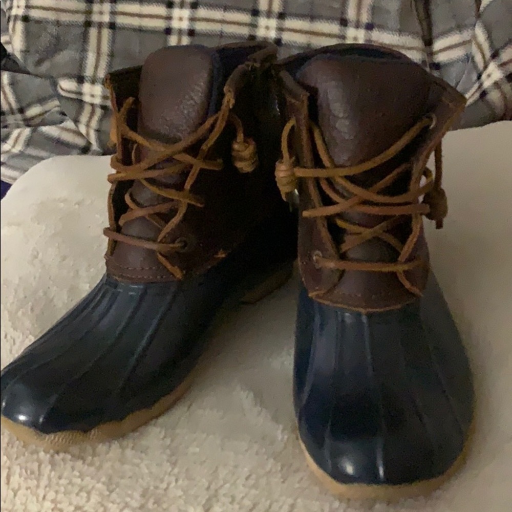 Sperry duck boots